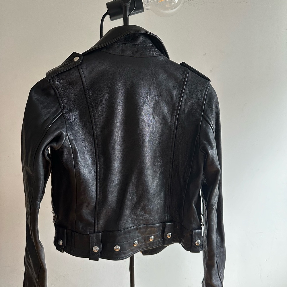 Jacket - Picture 2 of 4